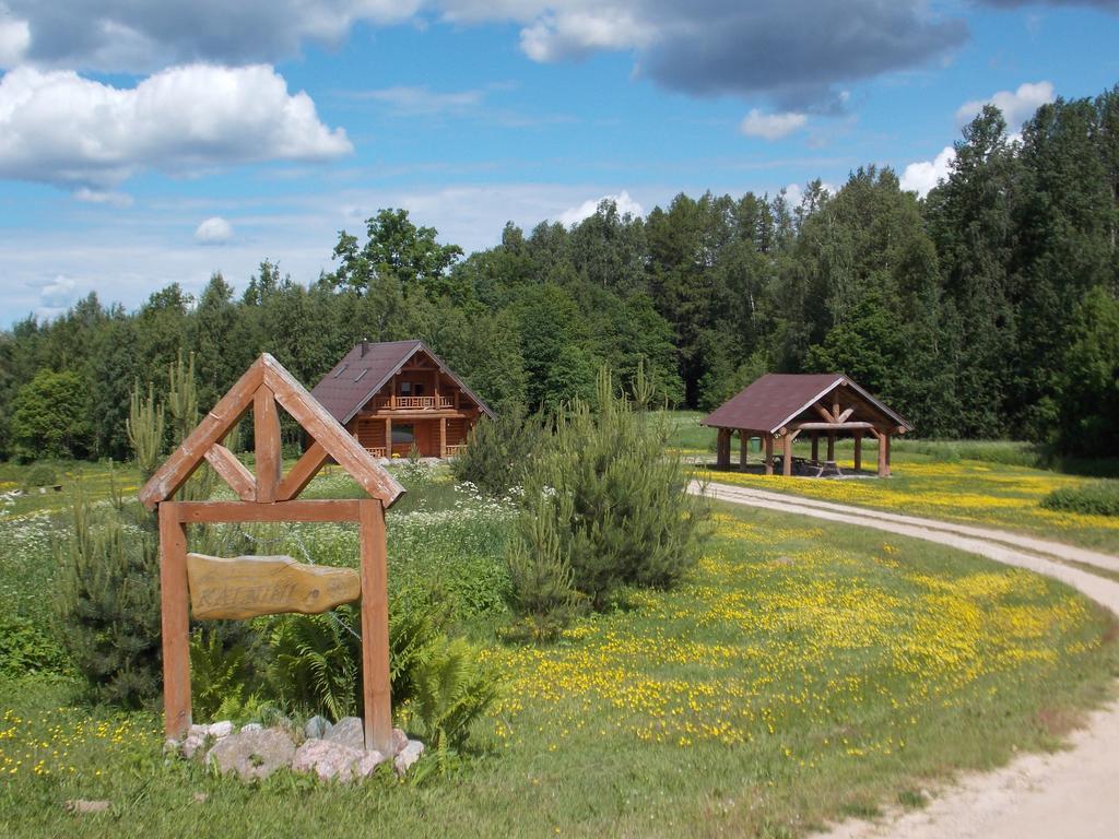 Guest House Kalnini Kārļi Zewnętrze zdjęcie